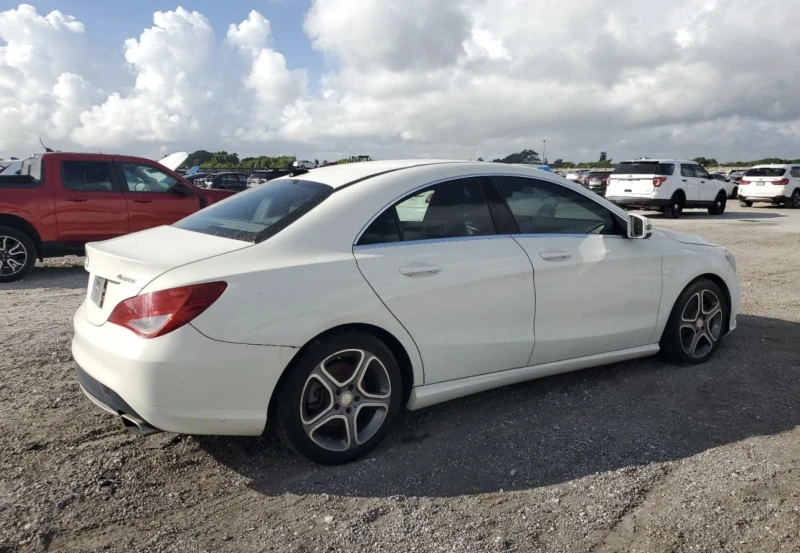 Mercedes-Benz CLA 250, снимка 5 - Автомобили и джипове - 49372754