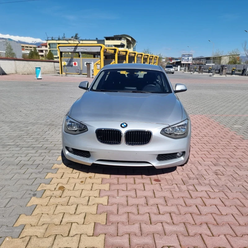 BMW 120 2.0  D, снимка 8 - Автомобили и джипове - 49858443