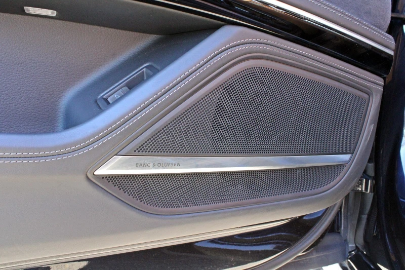 Audi A8 55 TFSI/LONG/S-LINE/S-SEATS/B&O/MATRIX/HEAD UP/, снимка 8 - Автомобили и джипове - 51218205