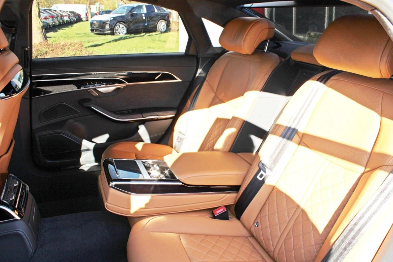 Audi A8 55 TFSI/LONG/S-LINE/S-SEATS/B&O/MATRIX/HEAD UP/, снимка 16 - Автомобили и джипове - 51218205