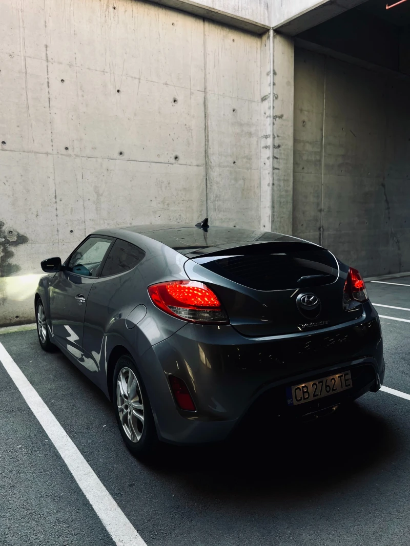 Hyundai Veloster , снимка 12 - Автомобили и джипове - 52841713