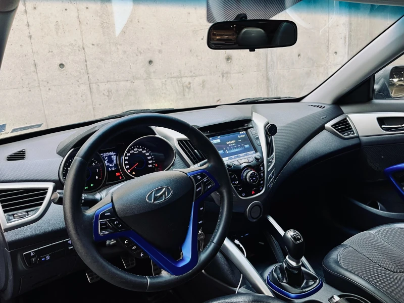 Hyundai Veloster , снимка 6 - Автомобили и джипове - 52841713
