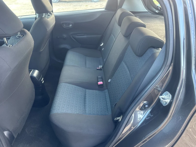 Toyota Yaris 1.4 D4D, снимка 13 - Автомобили и джипове - 53105815