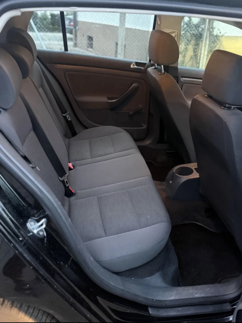 VW Golf, снимка 8 - Автомобили и джипове - 53193721