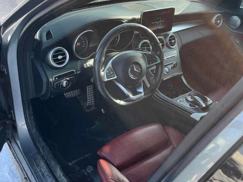 Mercedes-Benz C 400 * CARFAX * БЕЗ ПЪРВОНАЧАЛНА ВНОСКА, снимка 5 - Автомобили и джипове - 53220106