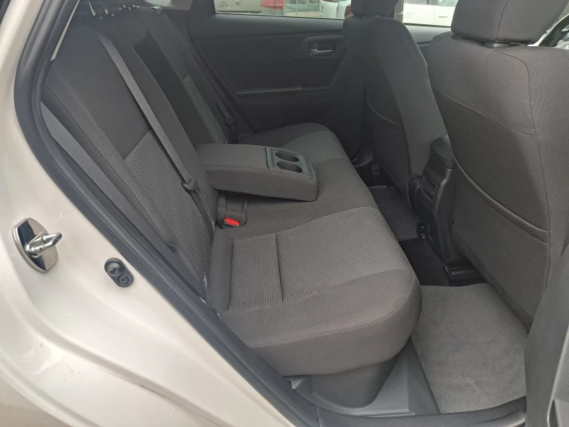 Toyota Auris 1.8 HYBRID* КЛИМА* NAVI* КАМЕРА* ТЕМПОМАТ, снимка 8 - Автомобили и джипове - 53283277