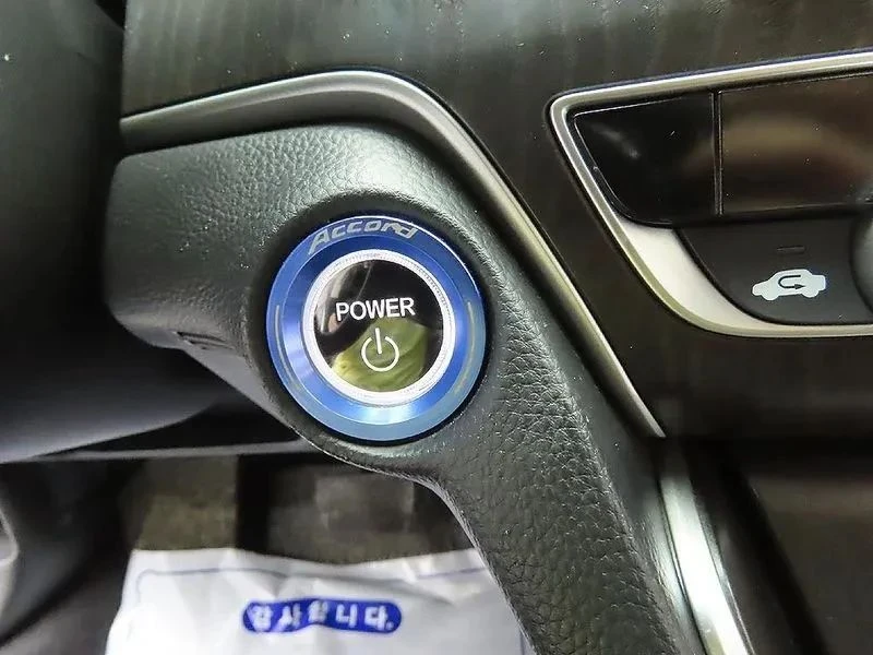 Honda Accord, снимка 13 - Автомобили и джипове - 56690448