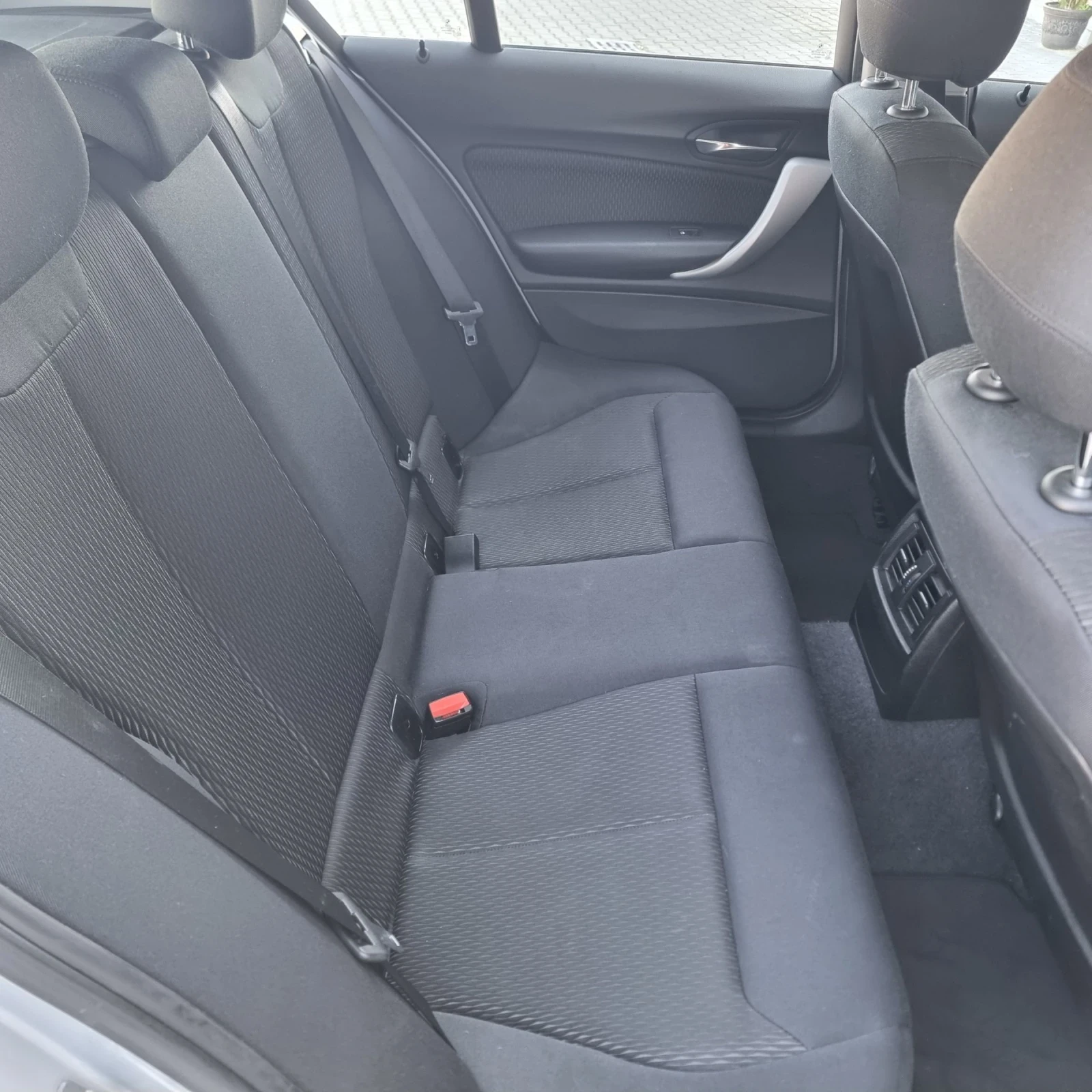 BMW 120 2.0  D | Mobile.bg — изображение 13