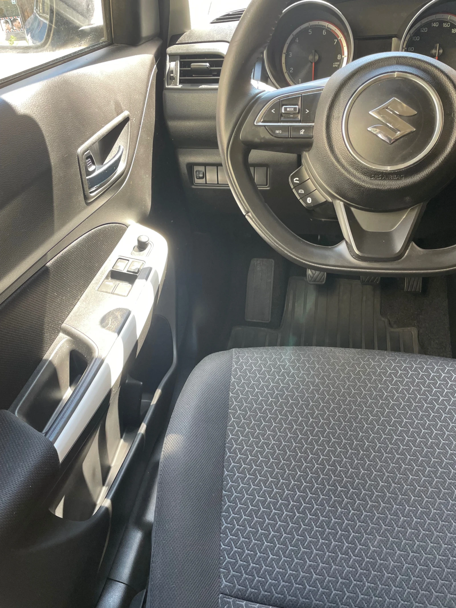 Suzuki Swift  - изображение 10
