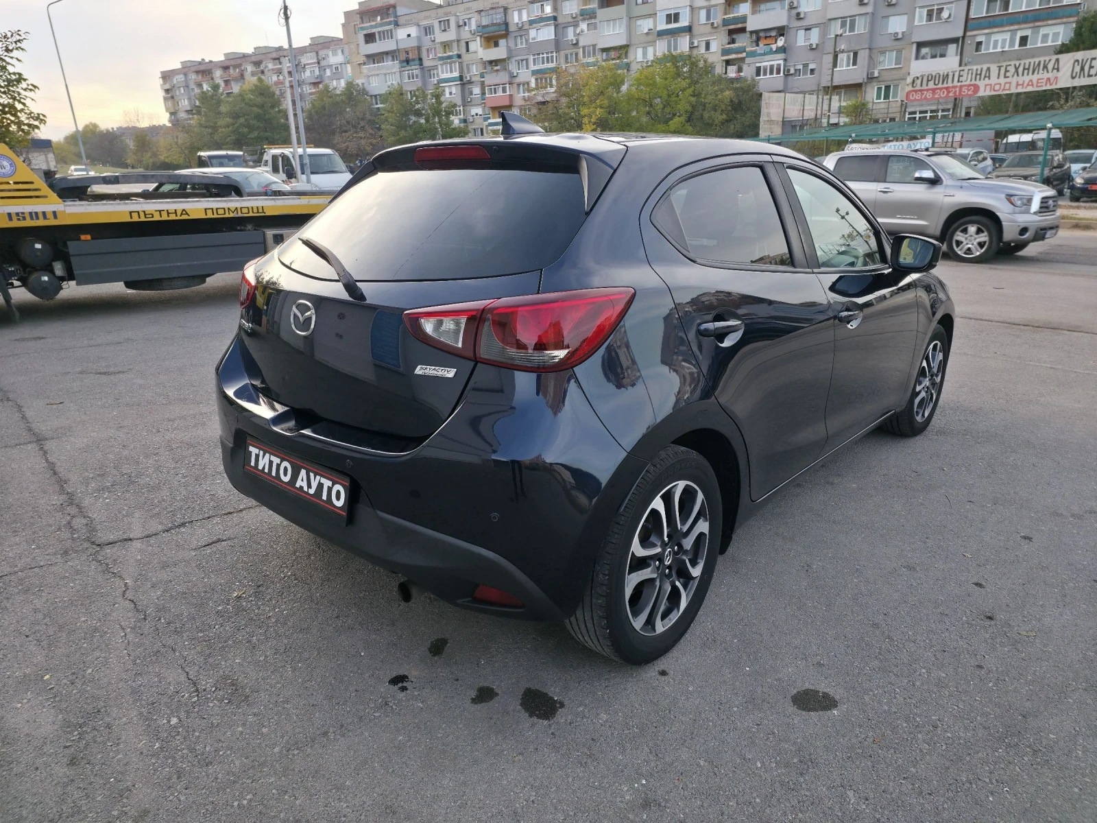 Mazda 2 /1.5 i/90КС./НАВИ/ПАРКТРОНИК/МЪРТВА ТОЧКА - изображение 4