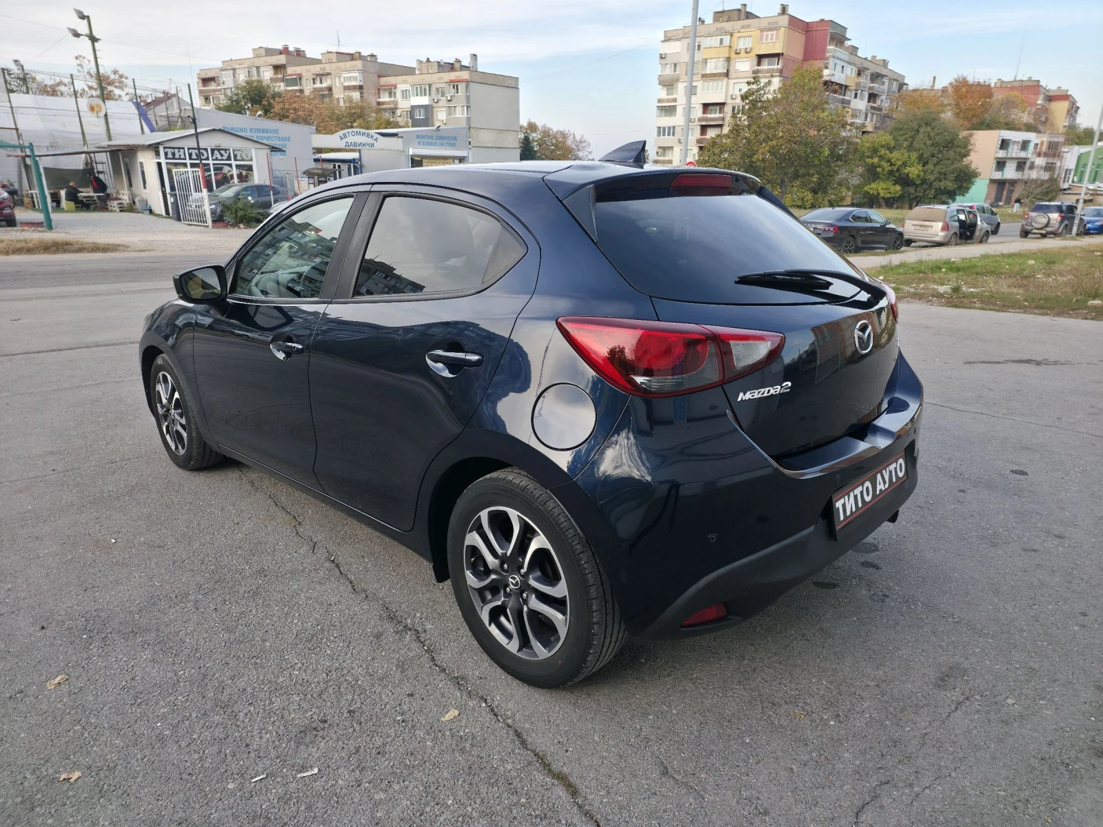 Mazda 2 /1.5 i/90КС./НАВИ/ПАРКТРОНИК/МЪРТВА ТОЧКА - изображение 5