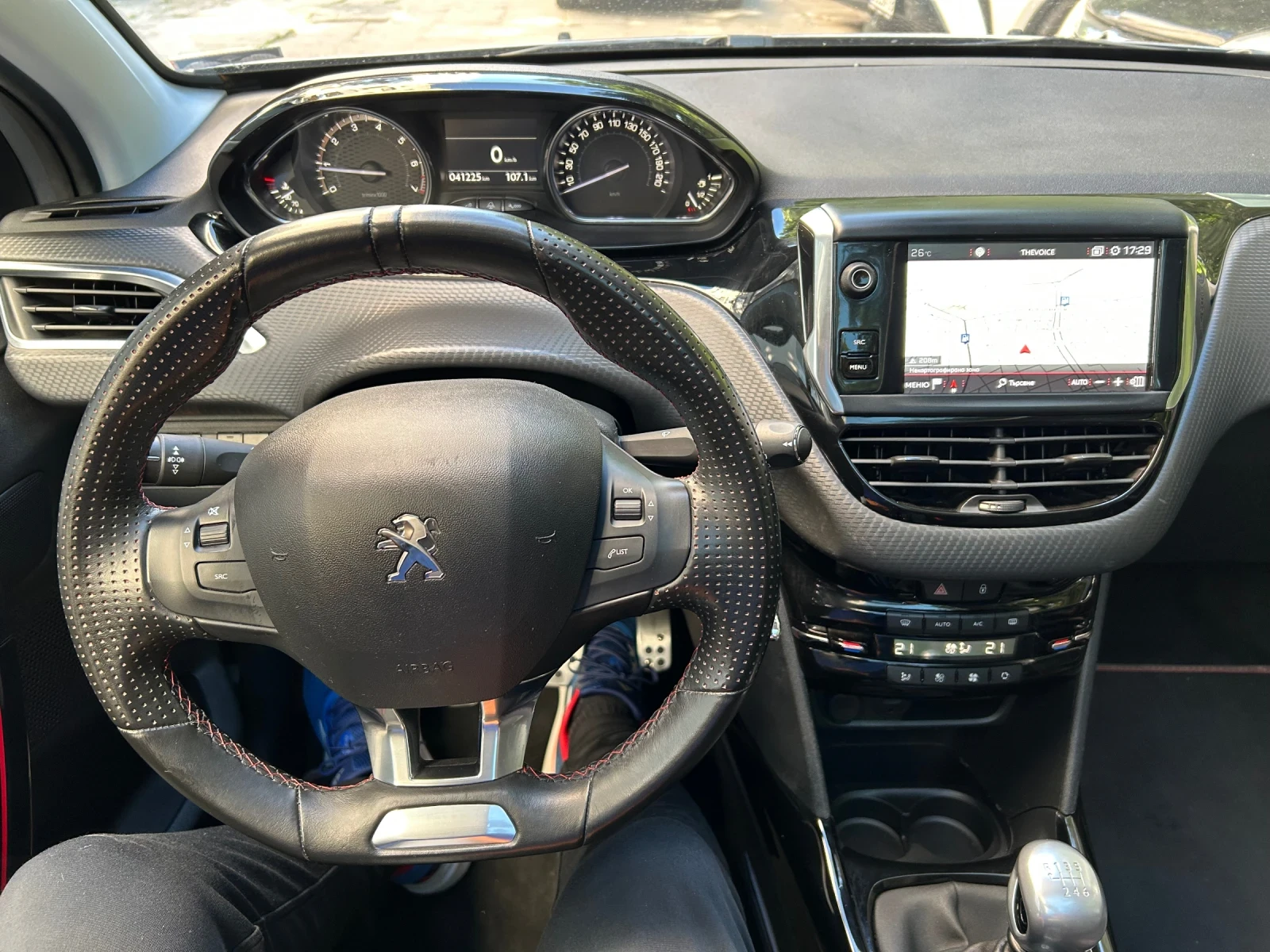 Peugeot 2008 GT line  - изображение 8