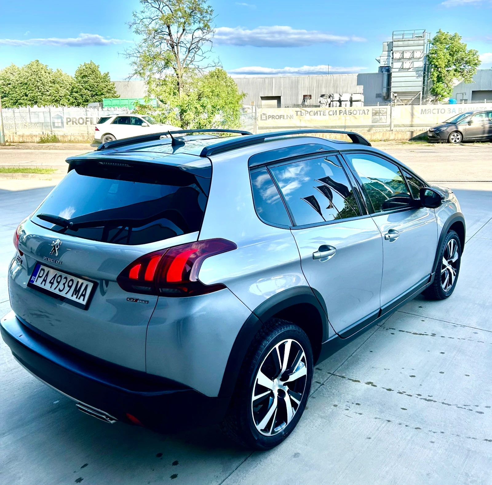 Peugeot 2008 GT line  - изображение 3