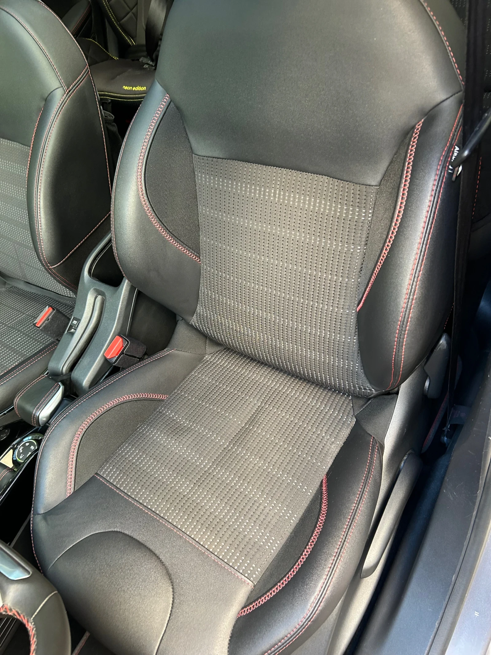 Peugeot 2008 GT line  - изображение 5