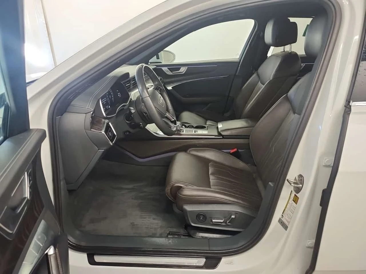 Audi A6 TECHNIK  CARFAX, снимка 5 - Автомобили и джипове - 53999178