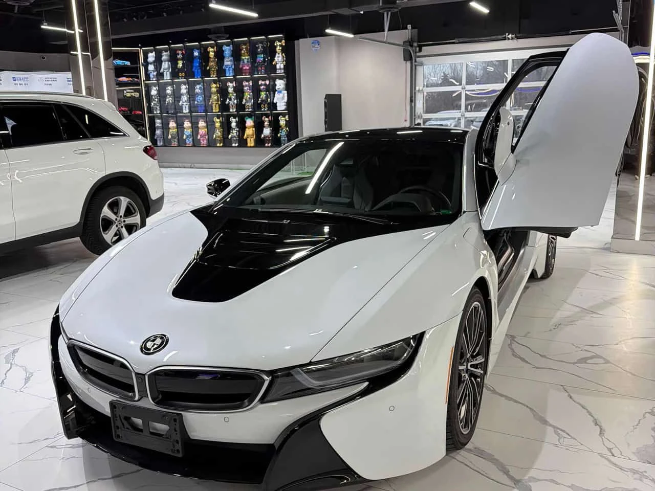 BMW i8 * Coupe * CARFAX * ��� ������������ ������ | Mobile.bg � ����������� 10