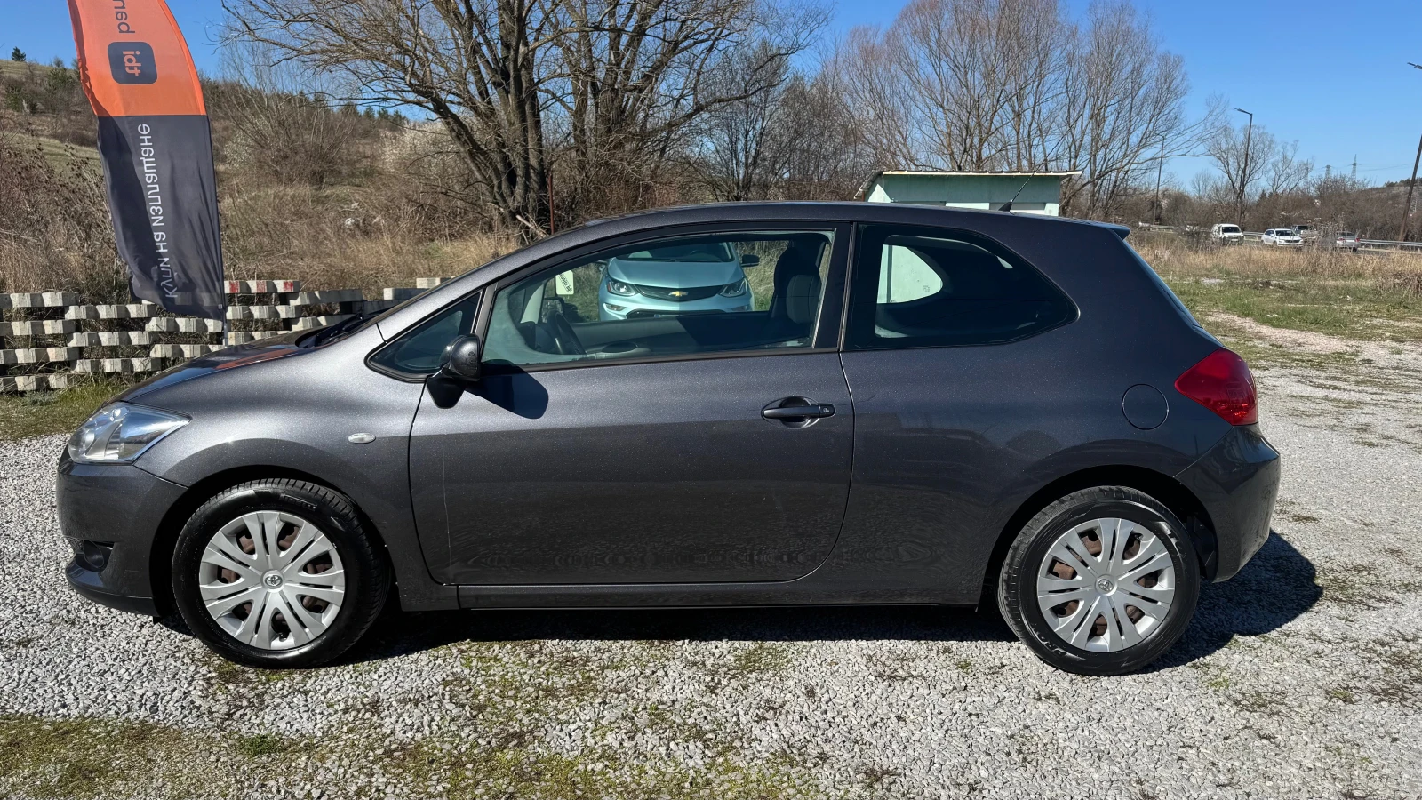 Toyota Auris 2.0 D4D 126 k.c , снимка 6 - Автомобили и джипове - 54134706