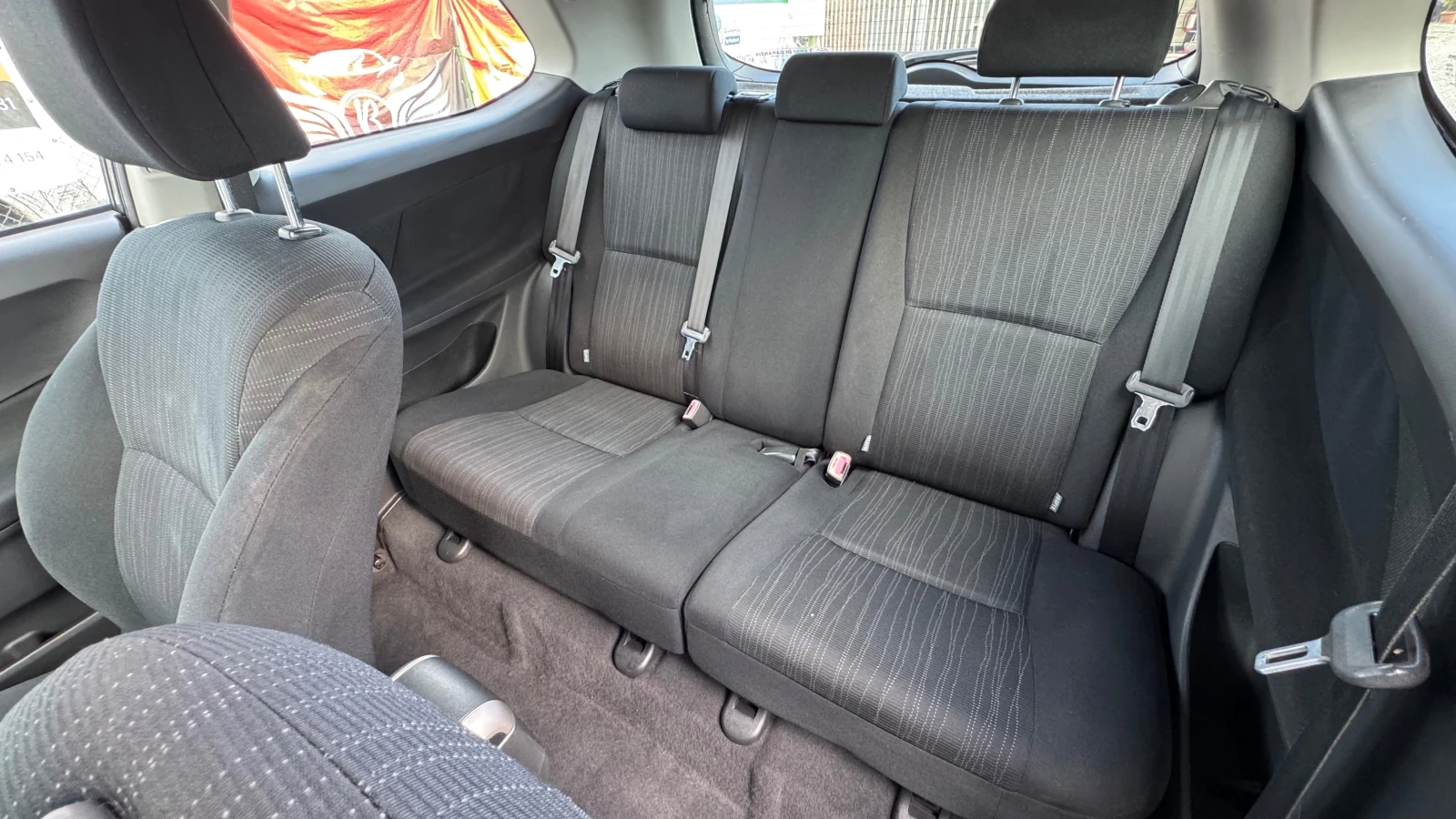 Toyota Auris 2.0 D4D 126 k.c , снимка 11 - Автомобили и джипове - 54134706