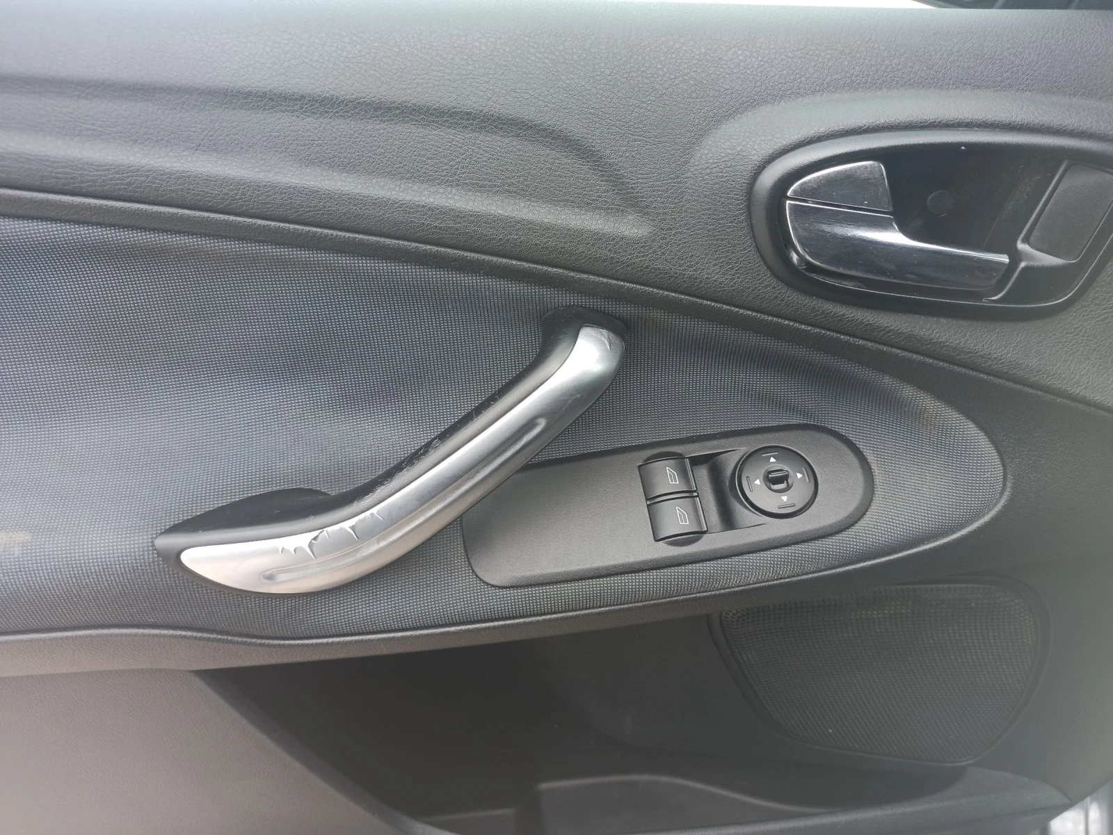 Ford Galaxy 1.8, снимка 8 - Автомобили и джипове - 54148929