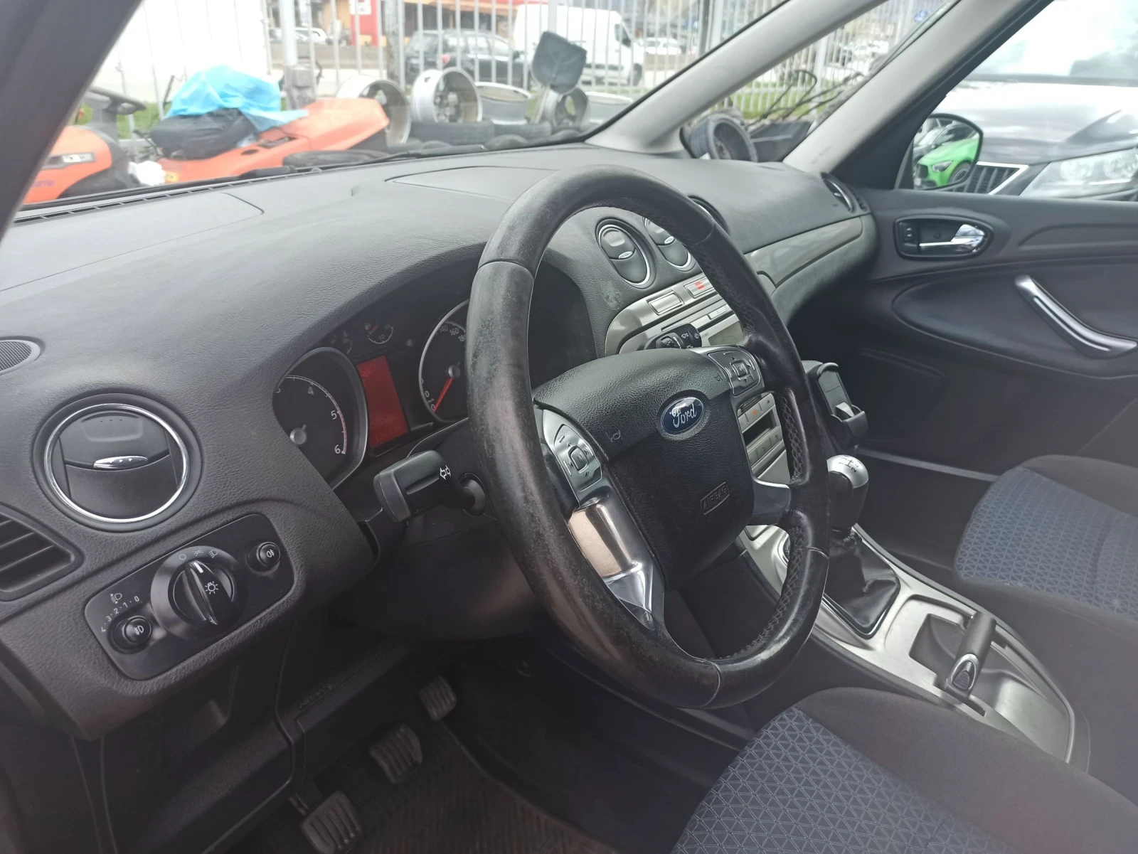 Ford Galaxy 1.8, снимка 9 - Автомобили и джипове - 54148929