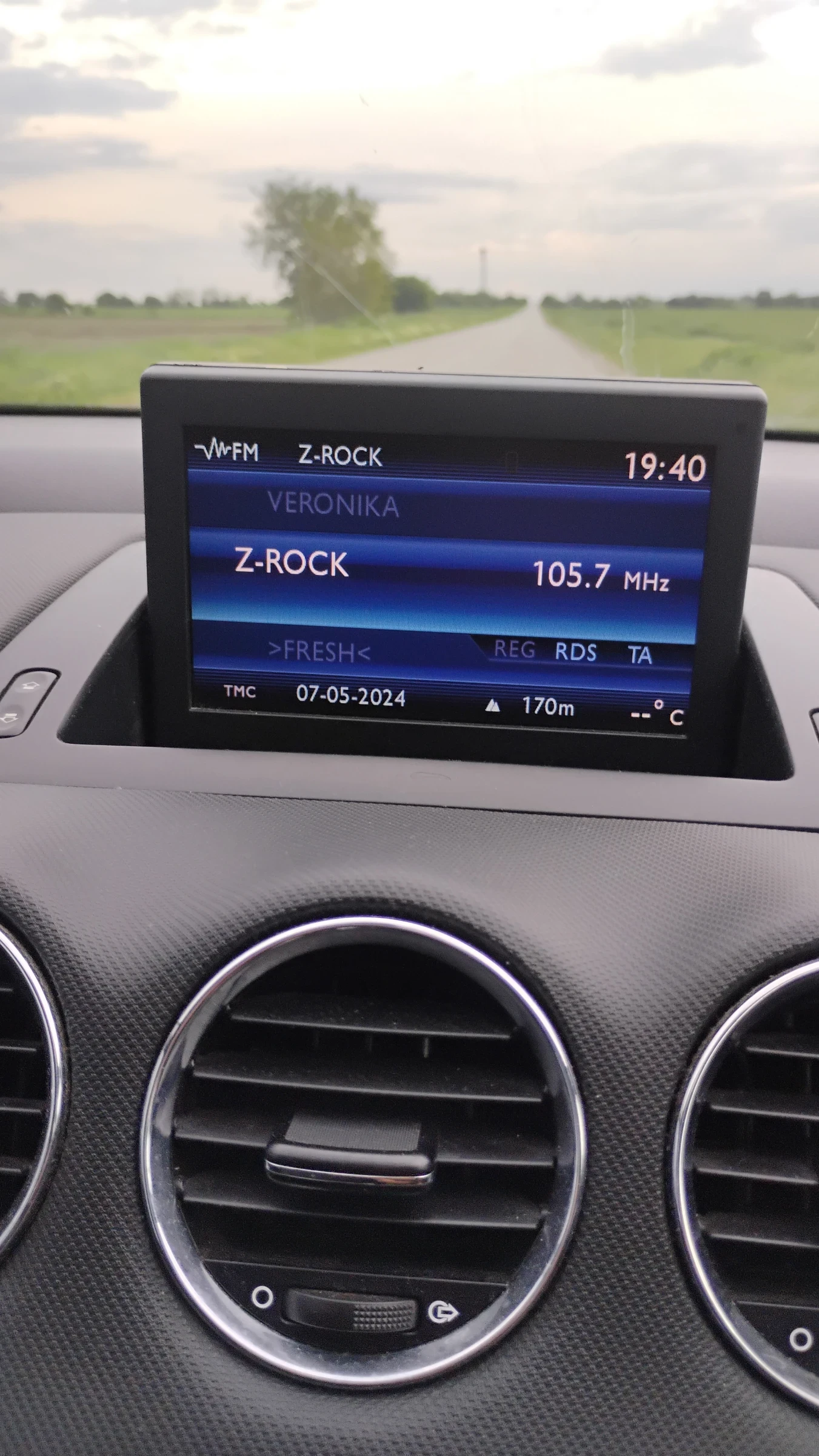 Peugeot 308 1.6 hdi 112 коня, снимка 11 - Автомобили и джипове - 54462471