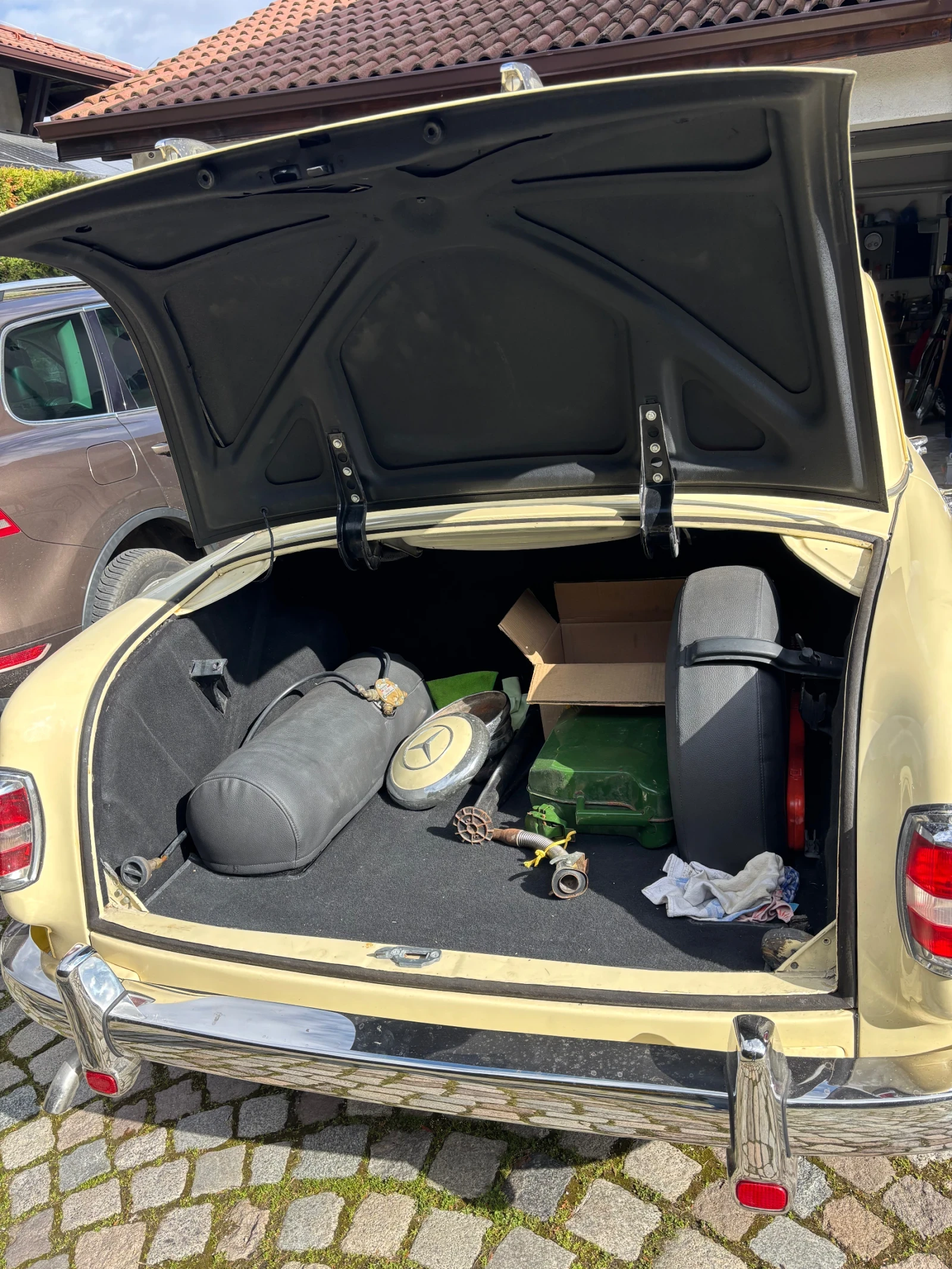 Mercedes-Benz 190 Ponton W121, снимка 4 - Автомобили и джипове - 54509144