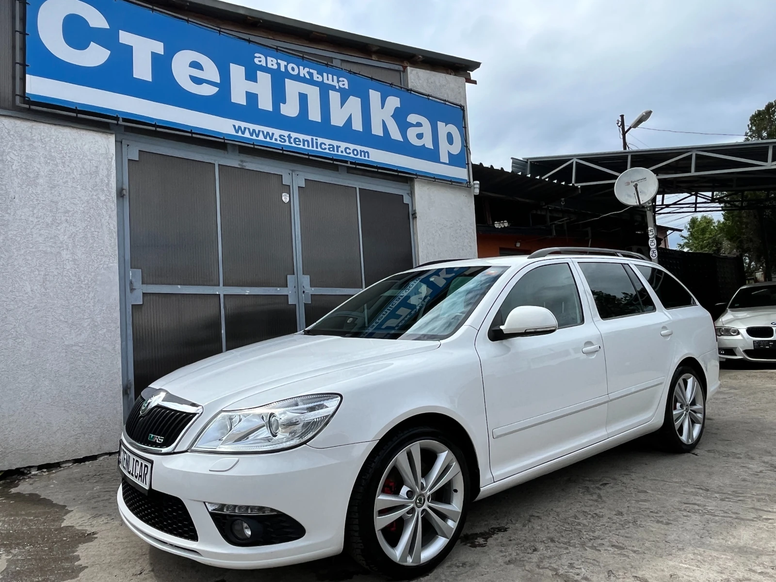 Skoda Octavia VRS-2.0TFSI-6 скорости