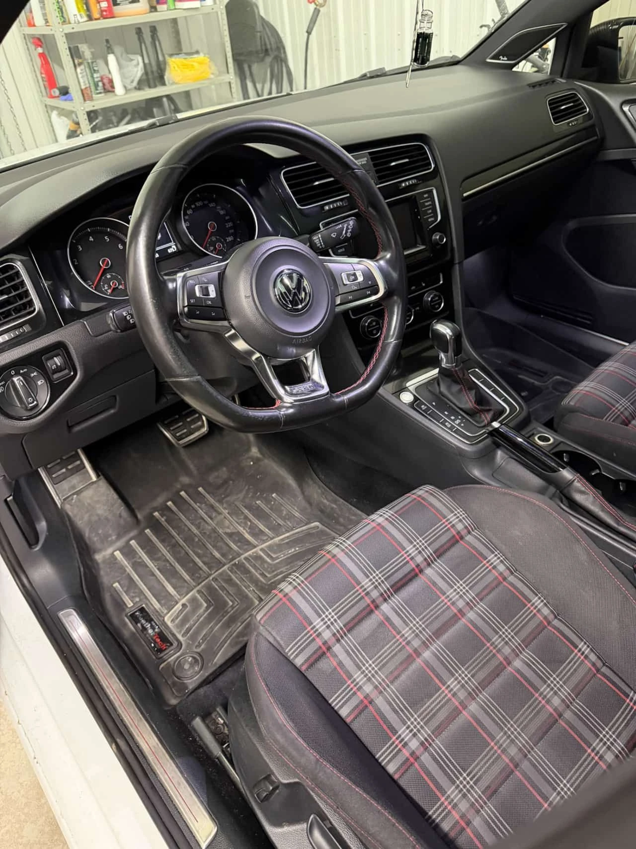 VW Golf * GTI* Autobahn * , снимка 9 - Автомобили и джипове - 54970684