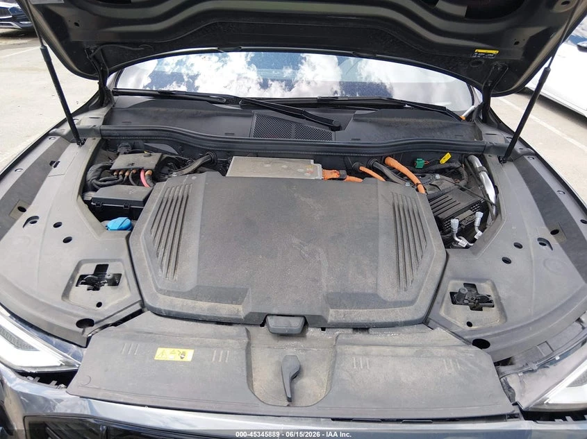 Audi E-Tron Sportback Premium Plus S Line Quattro, снимка 10 - Автомобили и джипове - 55004195