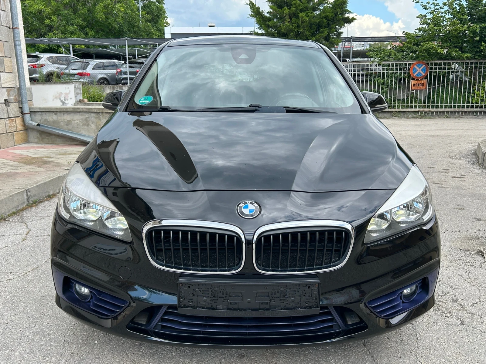 BMW 2 Gran Tourer 2.0d 150k.c. 7 МЕСТА / АВТОМАТИК, снимка 2 - Автомобили и джипове - 55192108