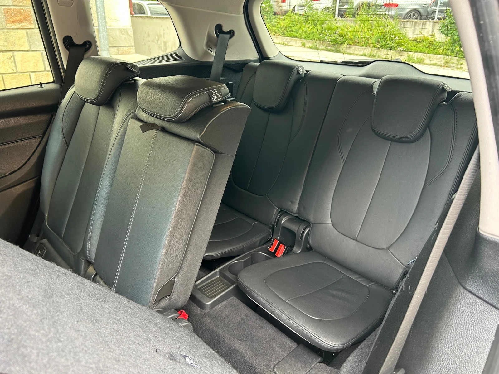 BMW 2 Gran Tourer 2.0d 150k.c. 7 МЕСТА / АВТОМАТИК, снимка 12 - Автомобили и джипове - 55192108