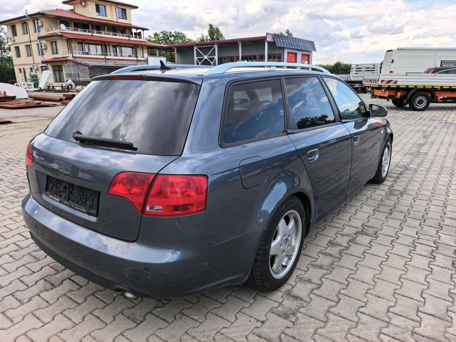 Audi A4 2.0тди 140кс Две Три Забележки , снимка 7 - Автомобили и джипове - 55225349
