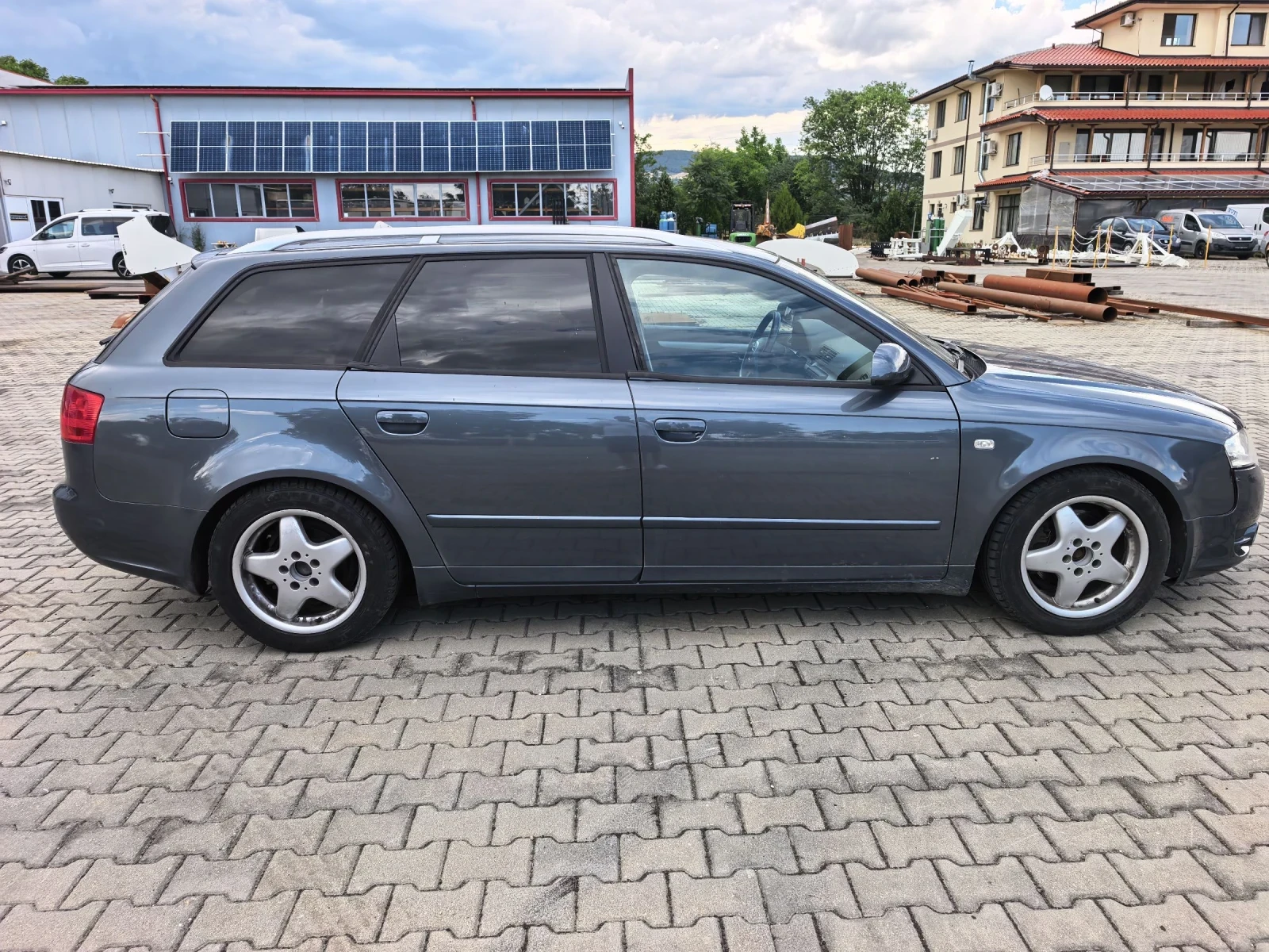 Audi A4 2.0тди 140кс Две Три Забележки , снимка 8 - Автомобили и джипове - 55225349