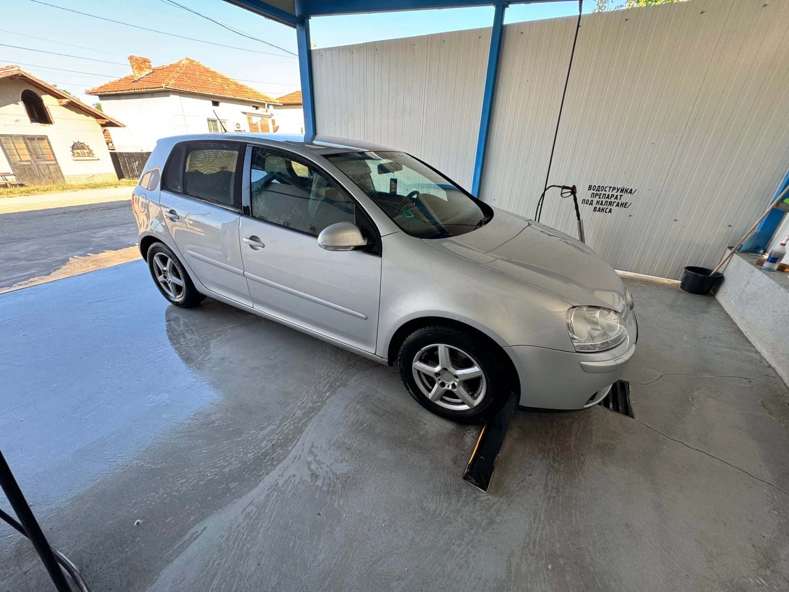 VW Golf 1.9 TDI, снимка 7 - Автомобили и джипове - 55466559