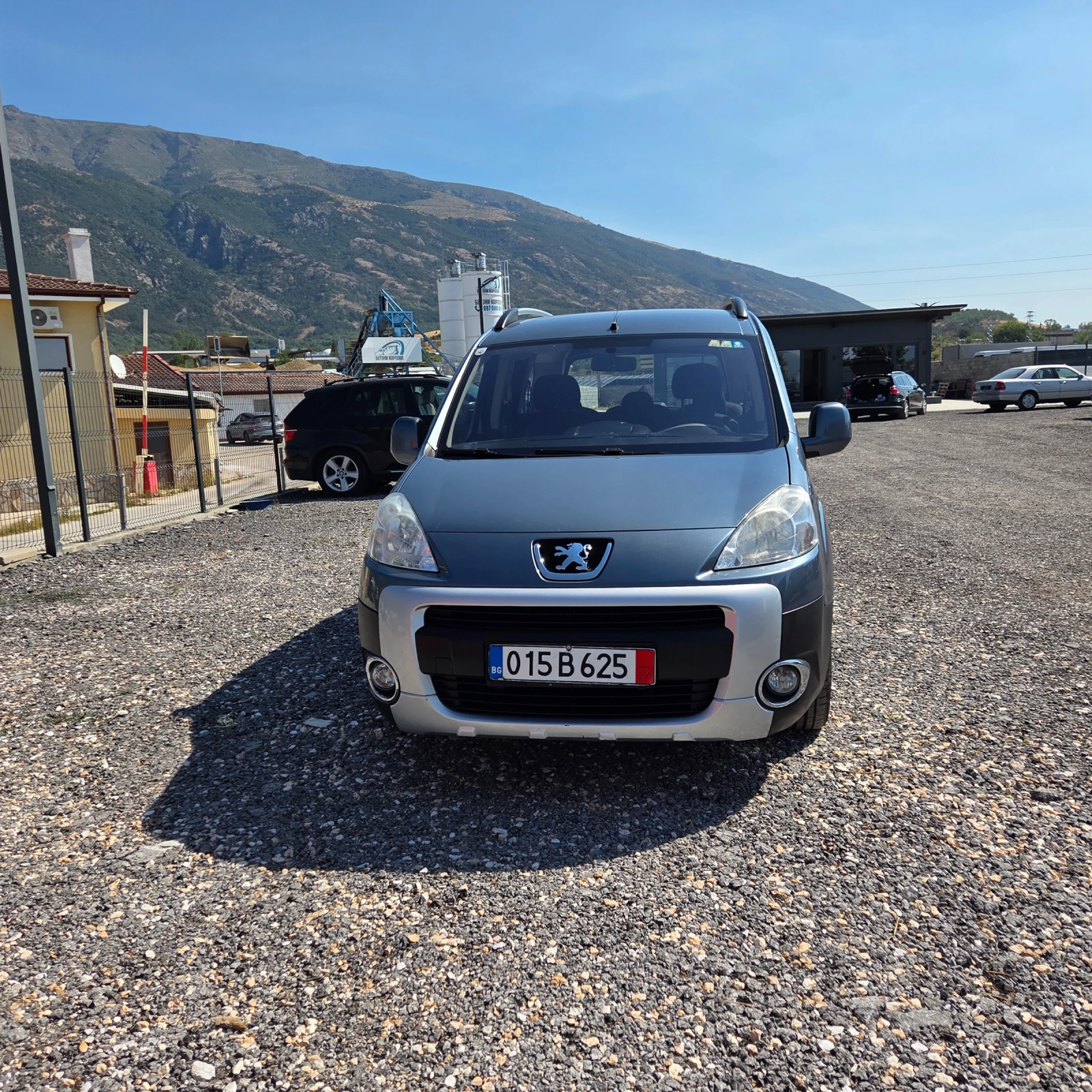 Peugeot Partner 1.6HDI 115кс, снимка 5 - Автомобили и джипове - 55646162
