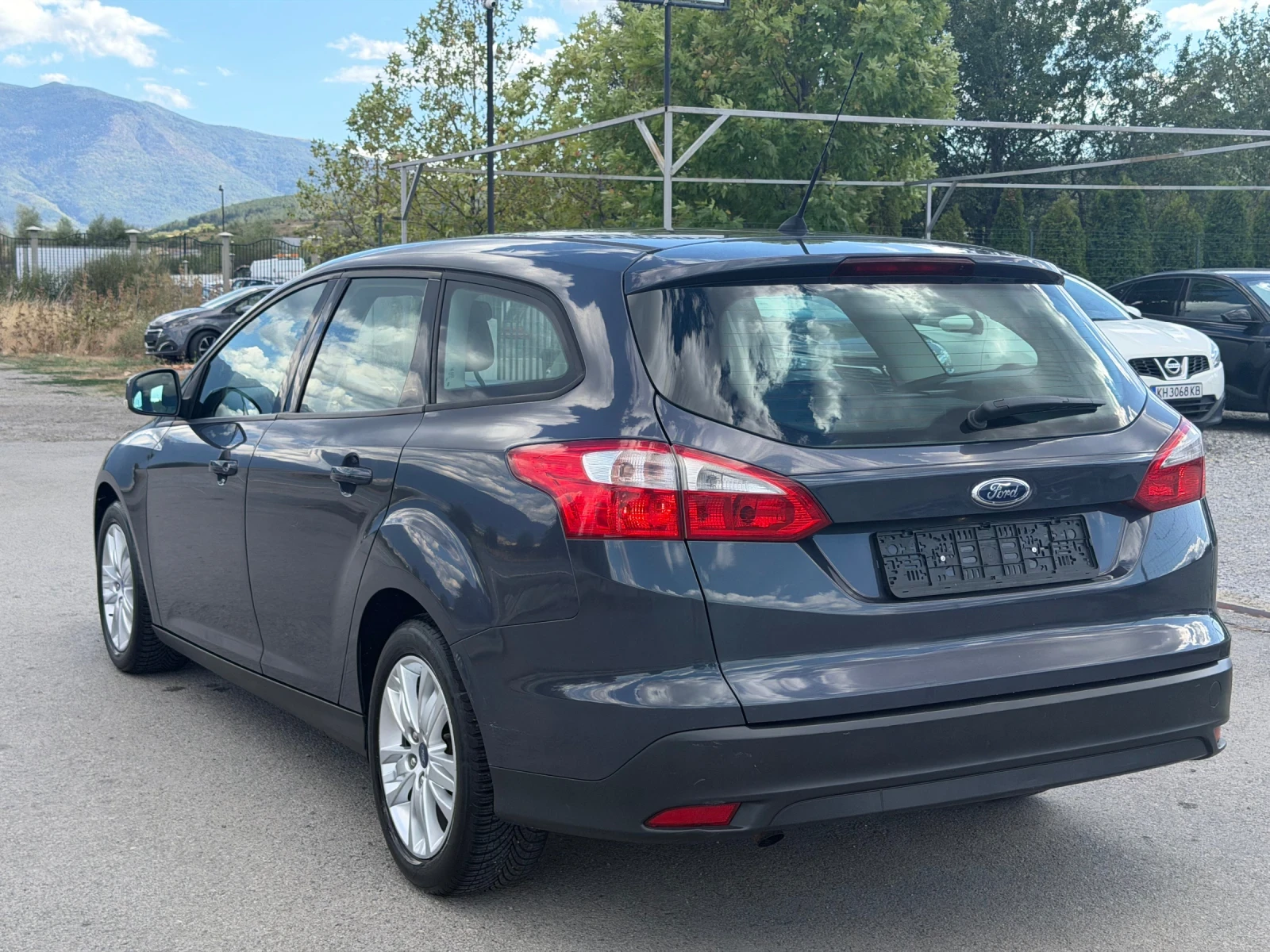 Ford Focus 1.6 TDCI, снимка 4 - Автомобили и джипове - 56015481