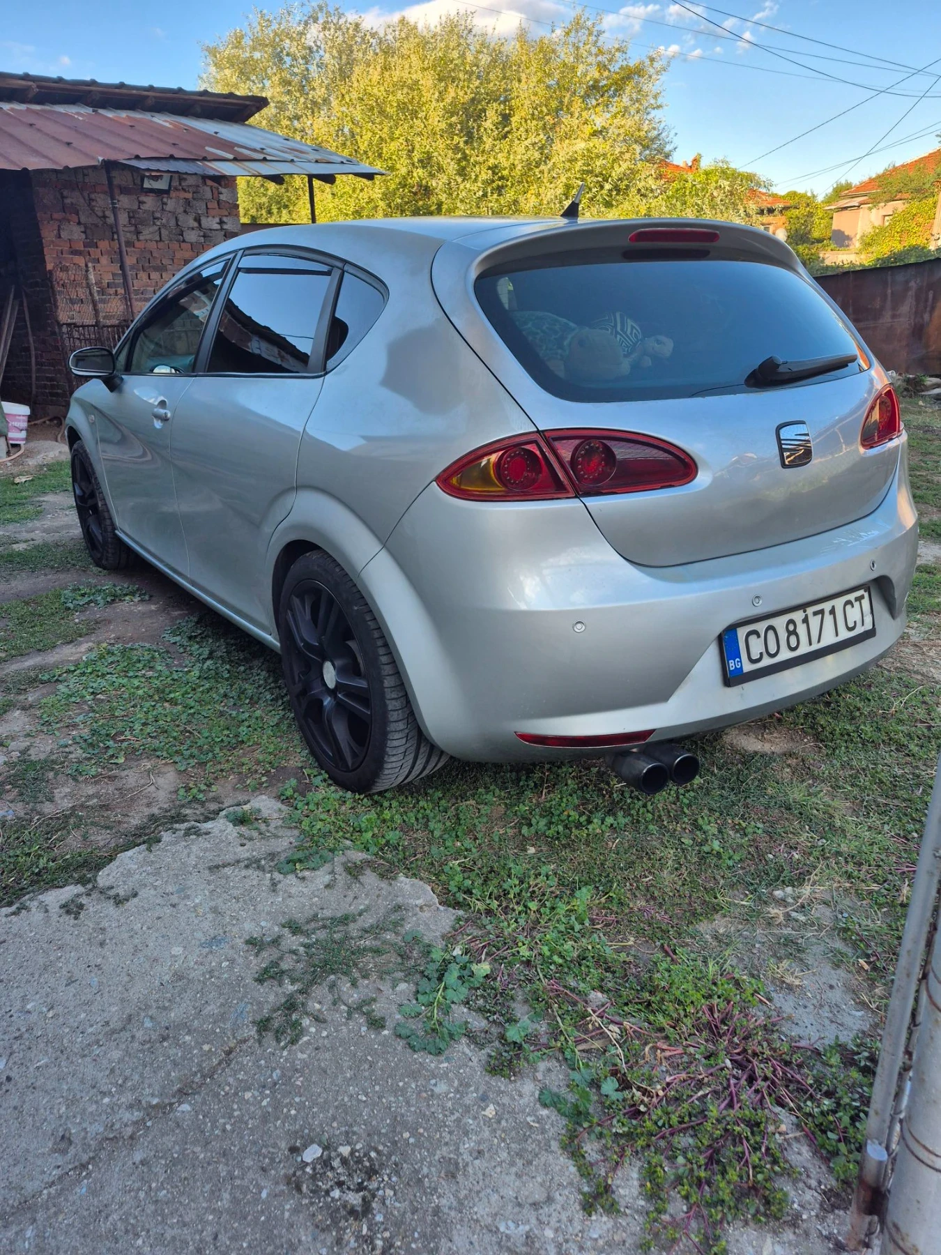 Seat Leon, снимка 8 - Автомобили и джипове - 56059360