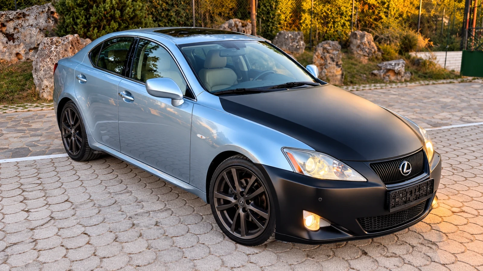 Lexus IS 250 2.5 бензин , V6, 208 Коня, Facelift, Уникален!, снимка 3 - Автомобили и джипове - 56334358