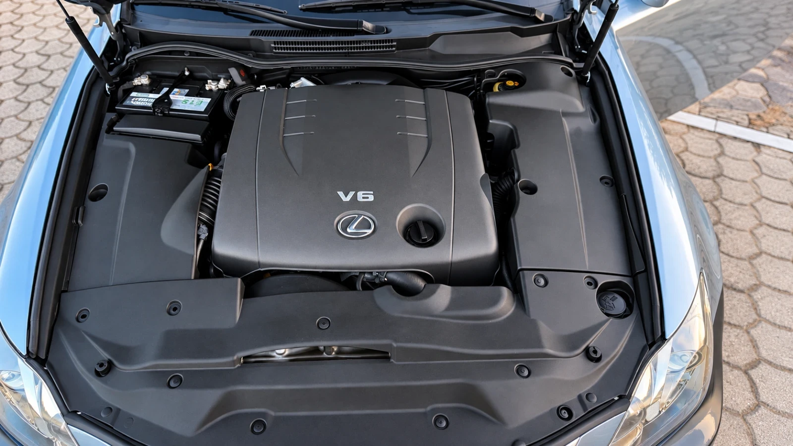 Lexus IS 250 2.5 бензин , V6, 208 Коня, Facelift, Уникален!, снимка 16 - Автомобили и джипове - 56334358