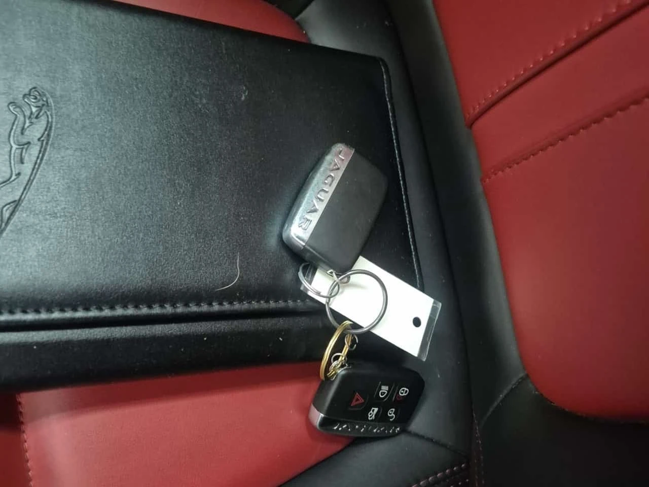 Jaguar F-Type * 5.0L V8 * Awd * CARFAX *  | Mobile.bg � ����������� 11