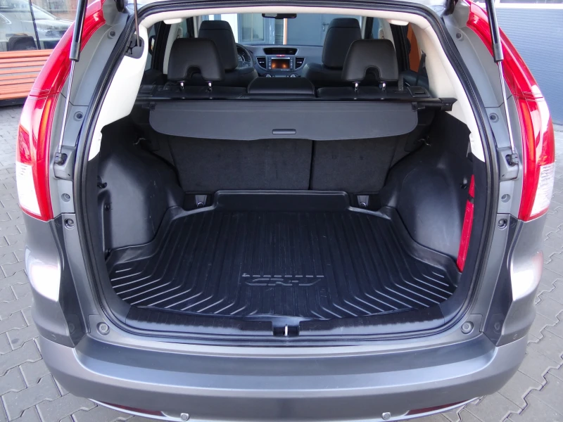 Honda Cr-v 2.2i-dtec/4x4/Koja/Navi/Panorama/Bi-xenon/Camera//, снимка 15 - Автомобили и джипове - 52859046
