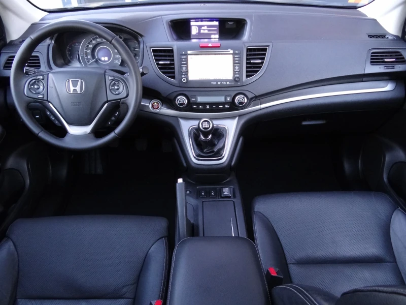 Honda Cr-v 2.2i-dtec/4x4/Koja/Navi/Panorama/Bi-xenon/Camera//, снимка 9 - Автомобили и джипове - 52859046