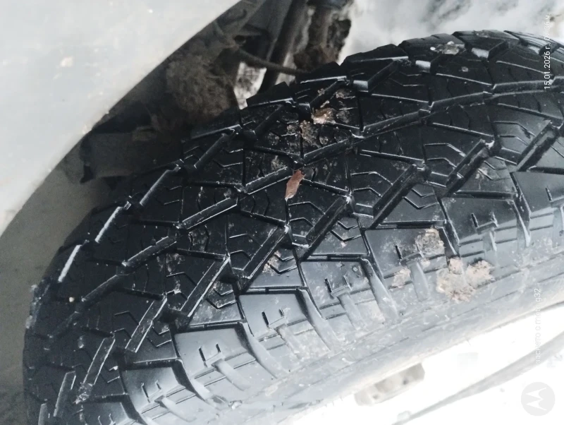 Nissan Terrano, снимка 5 - Автомобили и джипове - 53109134