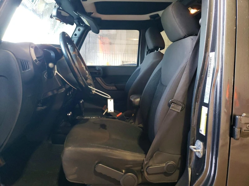 Jeep Wrangler 3.6* UNLIMITED SPORT* РЕАЛНИ КМ, снимка 8 - Автомобили и джипове - 53274869