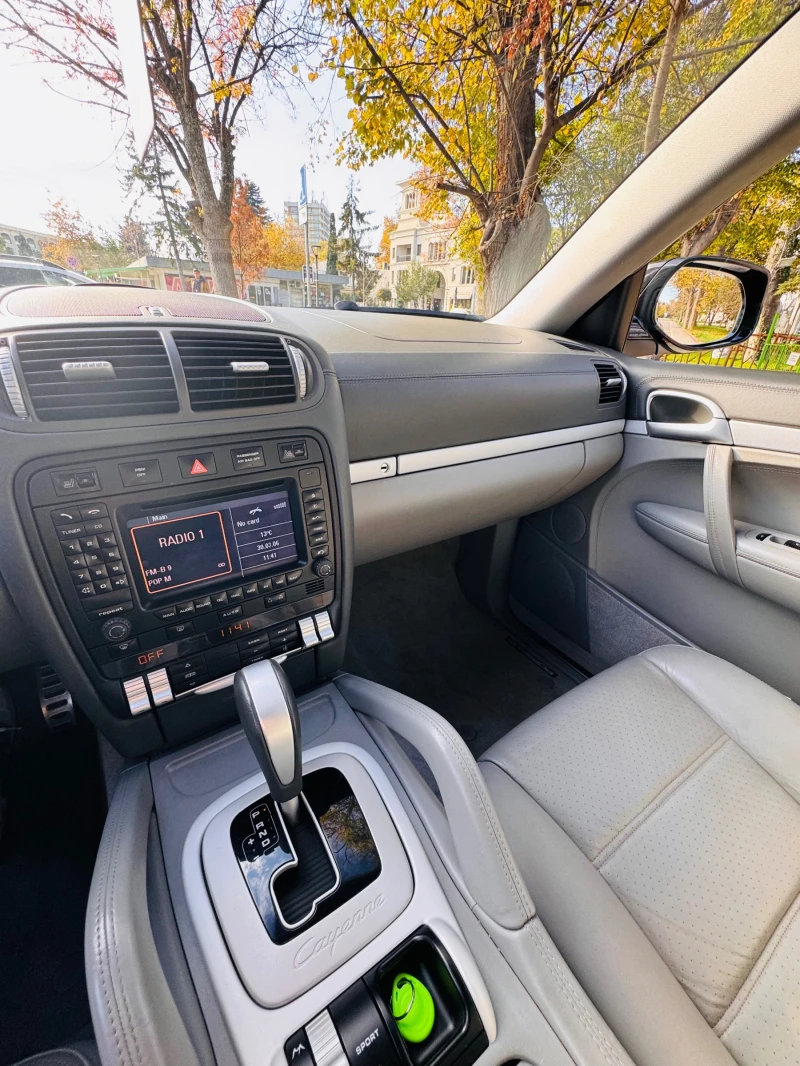 Porsche Cayenne, снимка 12 - Автомобили и джипове - 53404973
