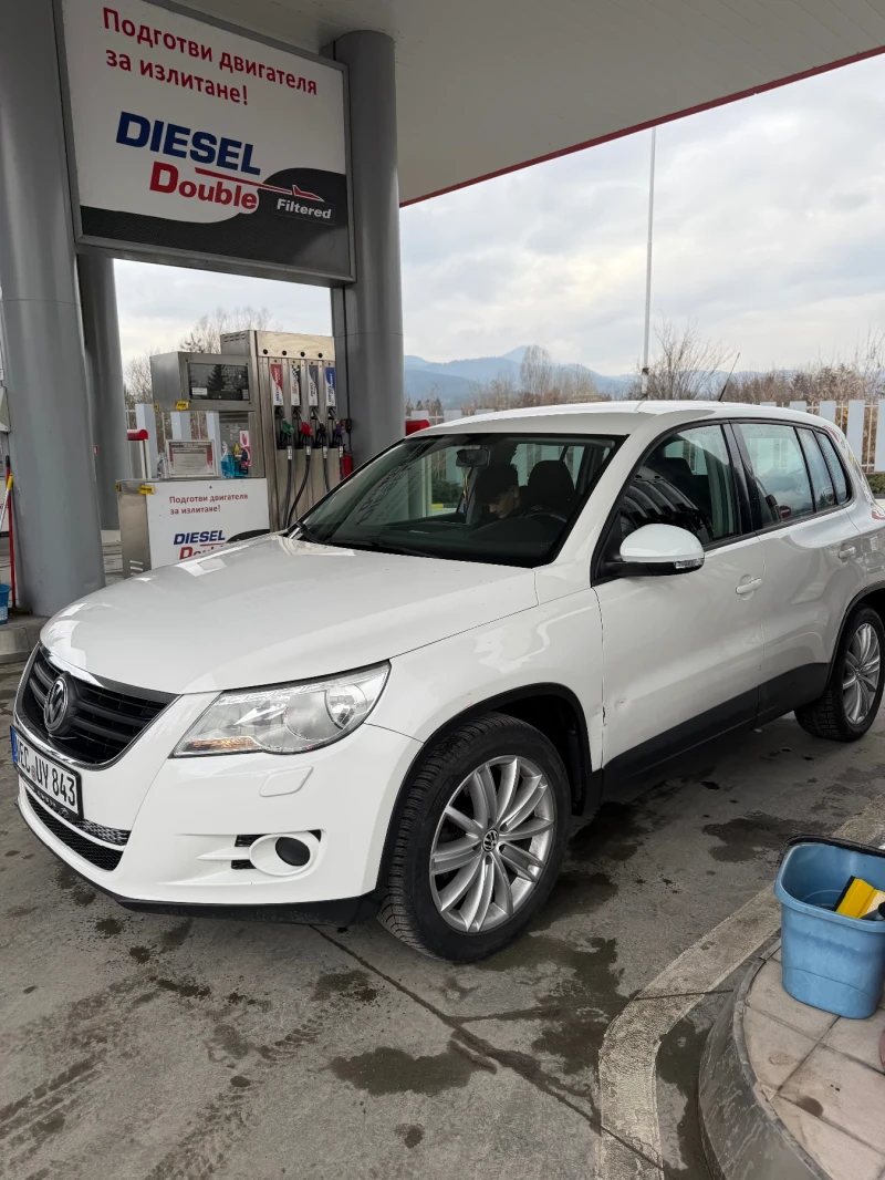 VW Tiguan 1.4tfs 4x4 Tiguan , снимка 11 - Автомобили и джипове - 53413915