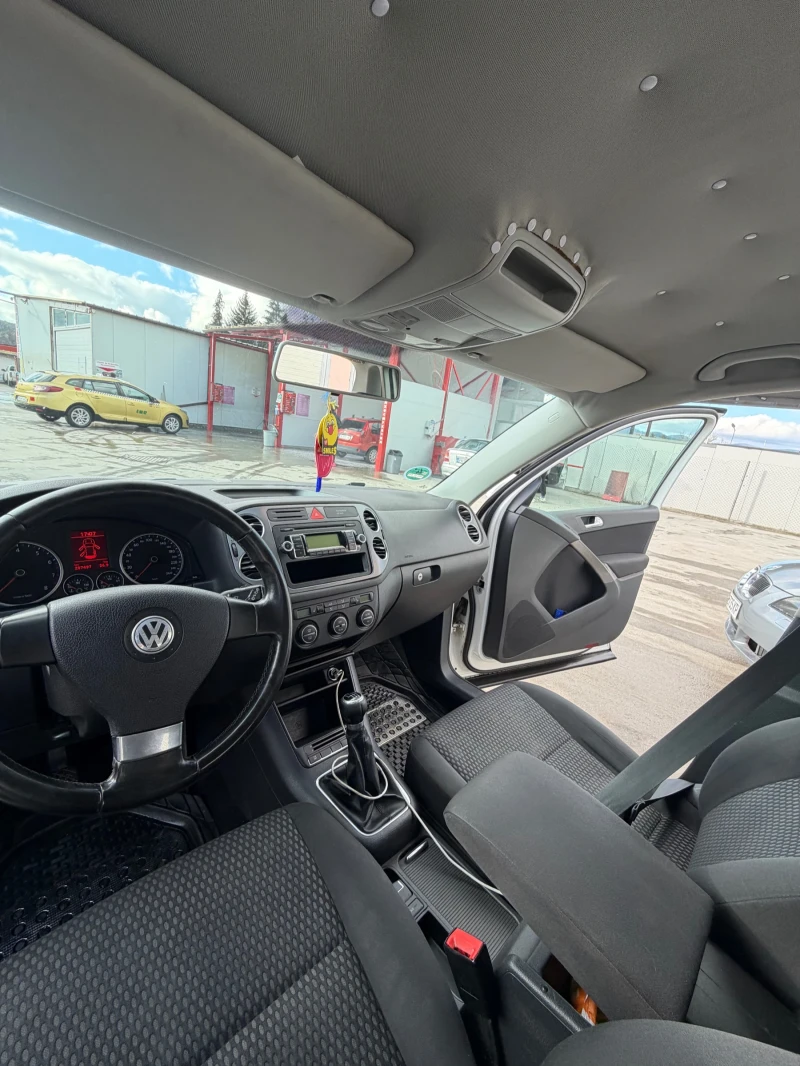VW Tiguan 1.4tfs 4x4 Tiguan , снимка 9 - Автомобили и джипове - 53413915