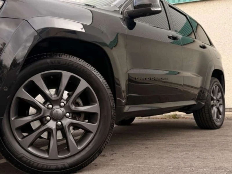 Jeep Grand cherokee * OVERLAND| 2 SETS OF TIRES * CARFAX * ЦЕНА ДО БГ, снимка 4 - Автомобили и джипове - 53574252