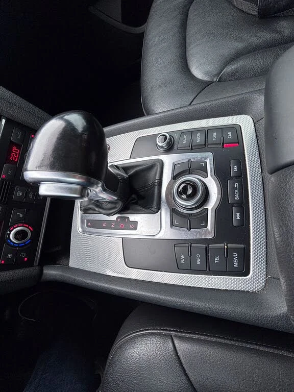 Audi Q7 quattro Progressiv* АвтоКредит* (ЦЕНА ДО БГ), снимка 11 - Автомобили и джипове - 53179600