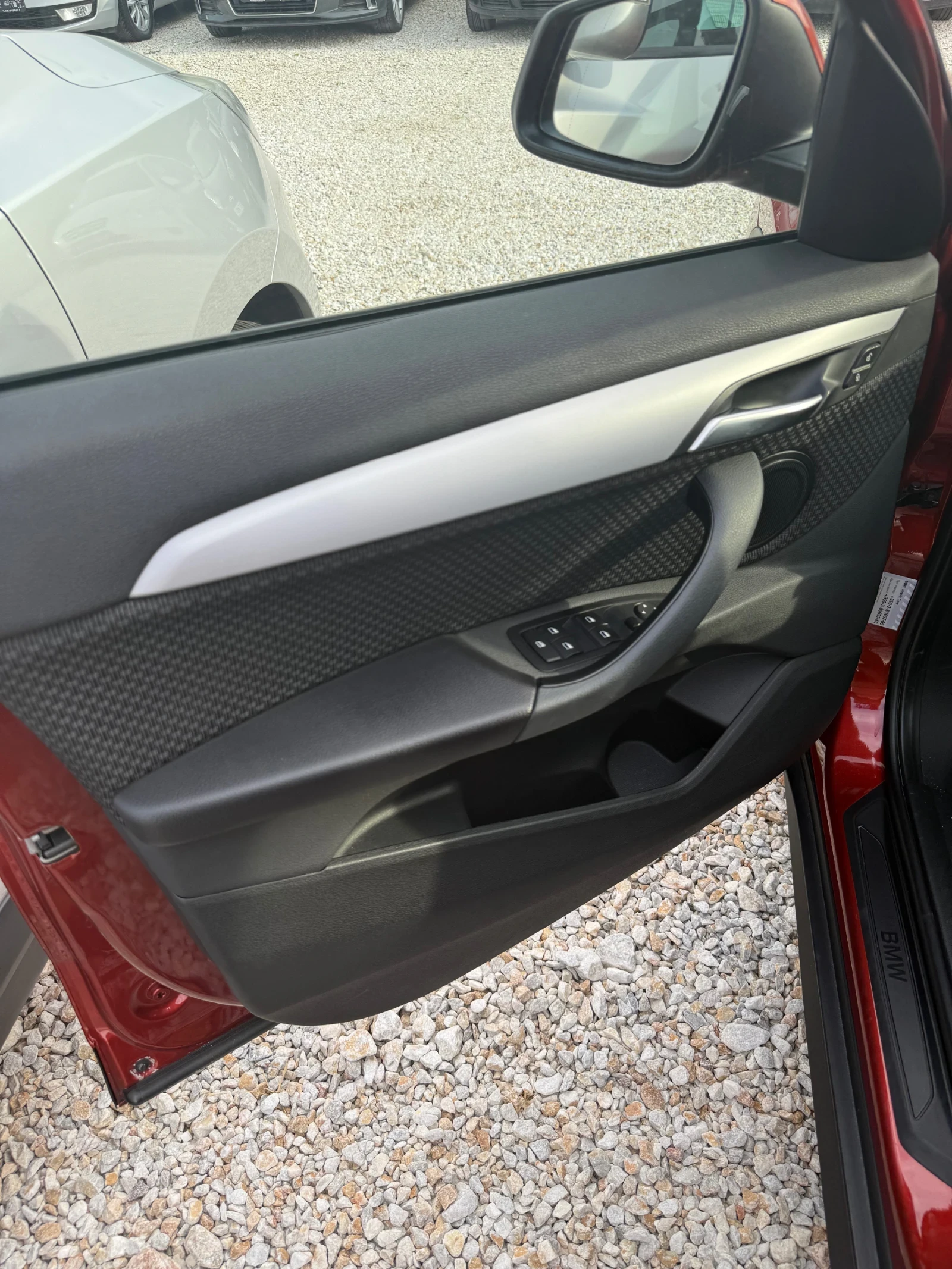 BMW X1 1.8 - изображение 10